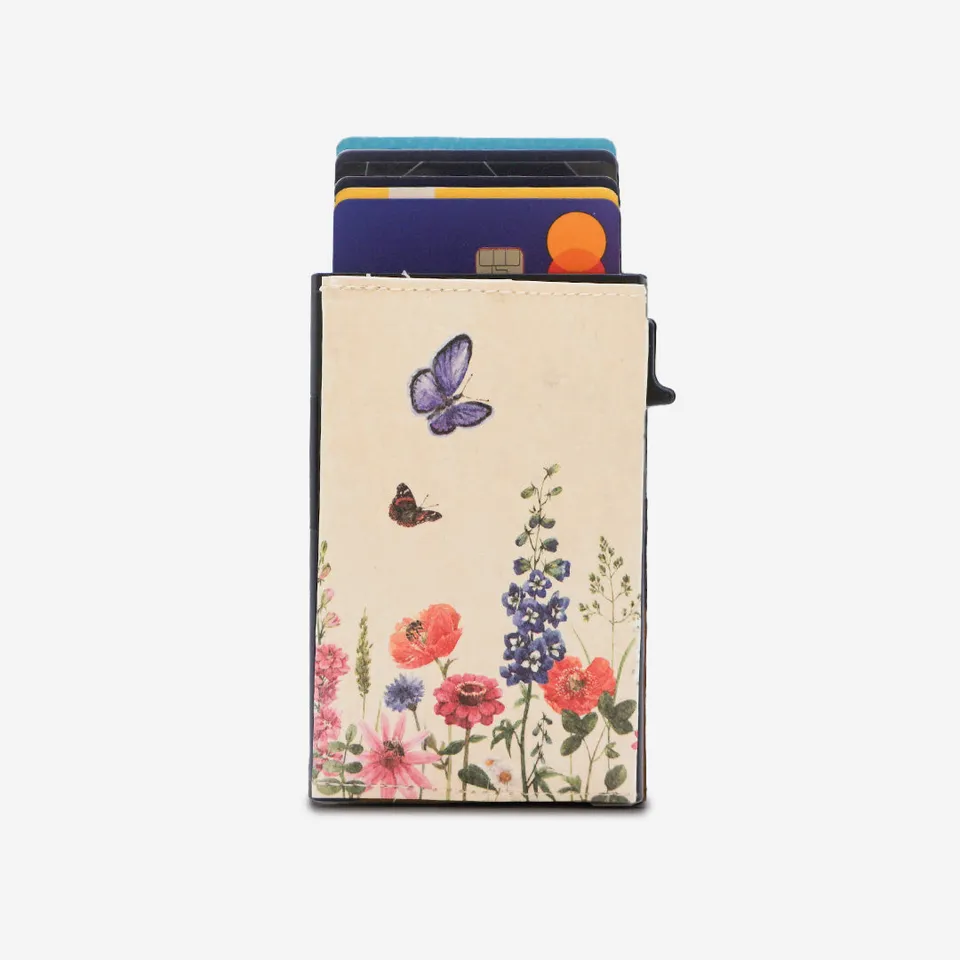 paprcuts-blumenwiese-little-bee-fresh-rfid-alu-kartenetui-mit-magnet-m-nzfach image 1