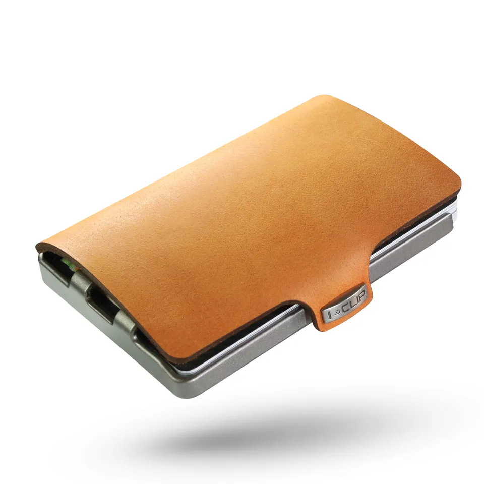 i-clip-original-silver-kartenetui-soft-touch-desert image 1