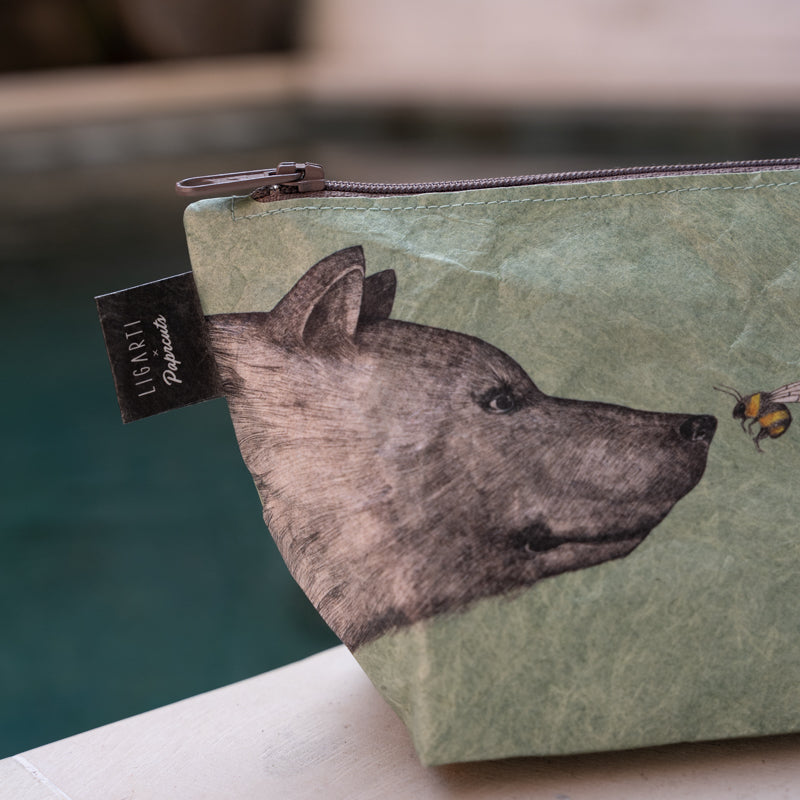 paprcuts-die-begegnung-kosmetiktasche-ligarti-koop-b-r-hummel image 2