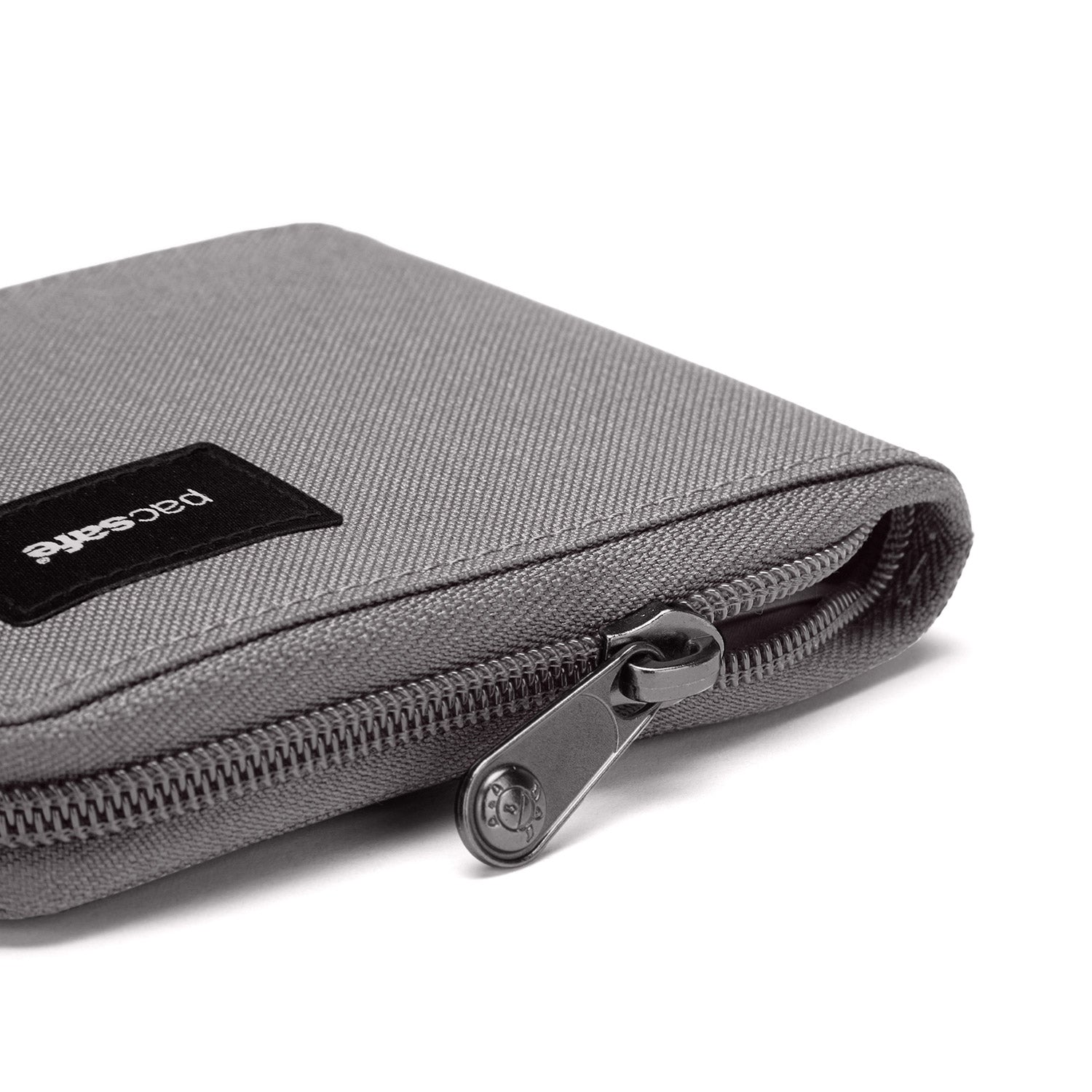pacsafe-rfidsafe-rfid-blocking-zip-around-geldb-rse-bi-fold image 8