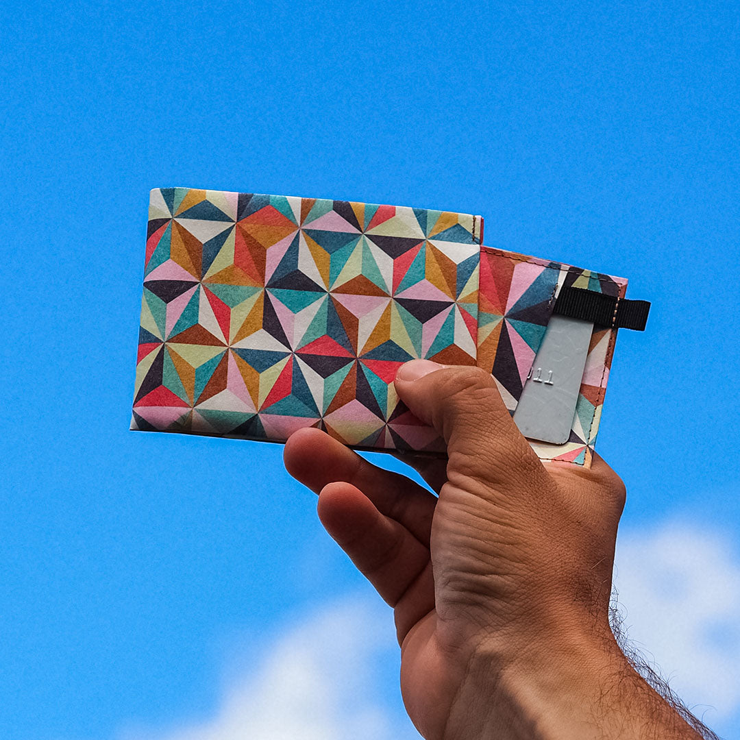 paprcuts-rfid-pro-wallet-2-0-abstract-retro-kartenetui-mit-rfid-schutz image 5