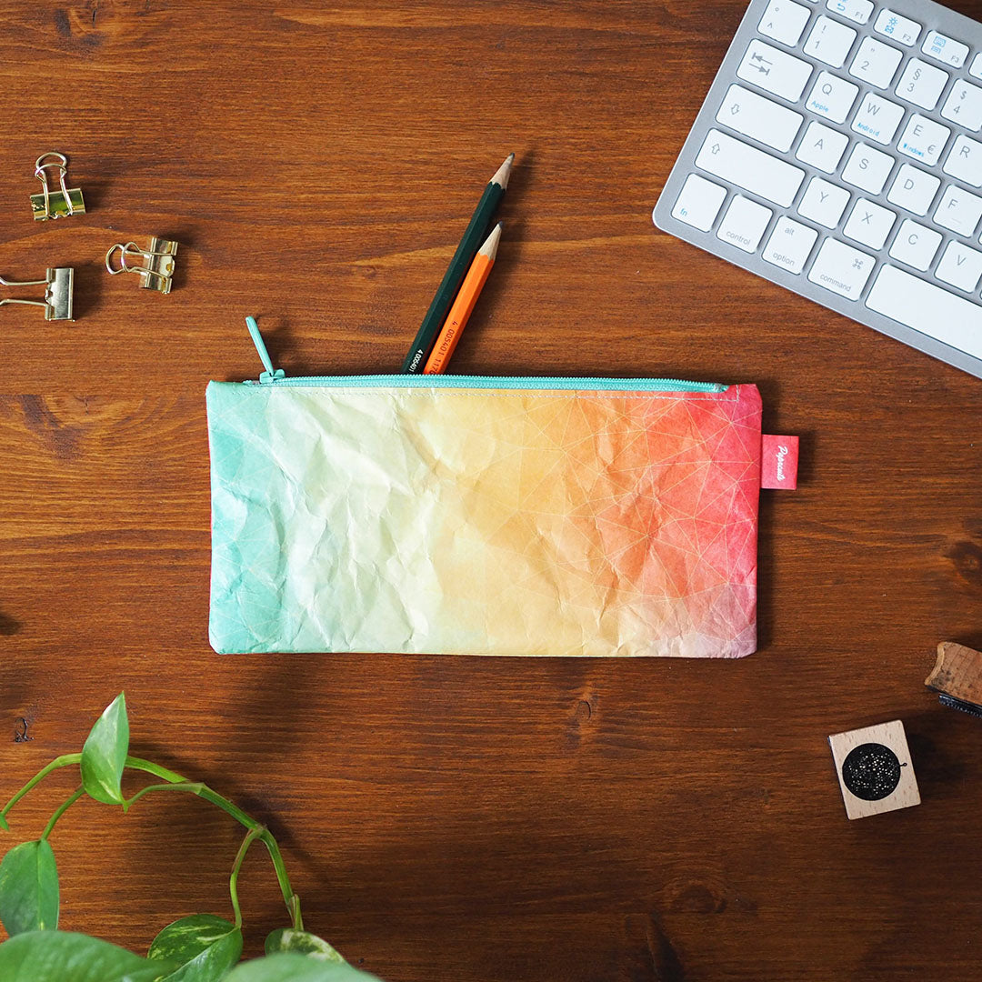paprcuts-diamond-dawn-federm-ppchen-buntes-tyvek-etui image 2