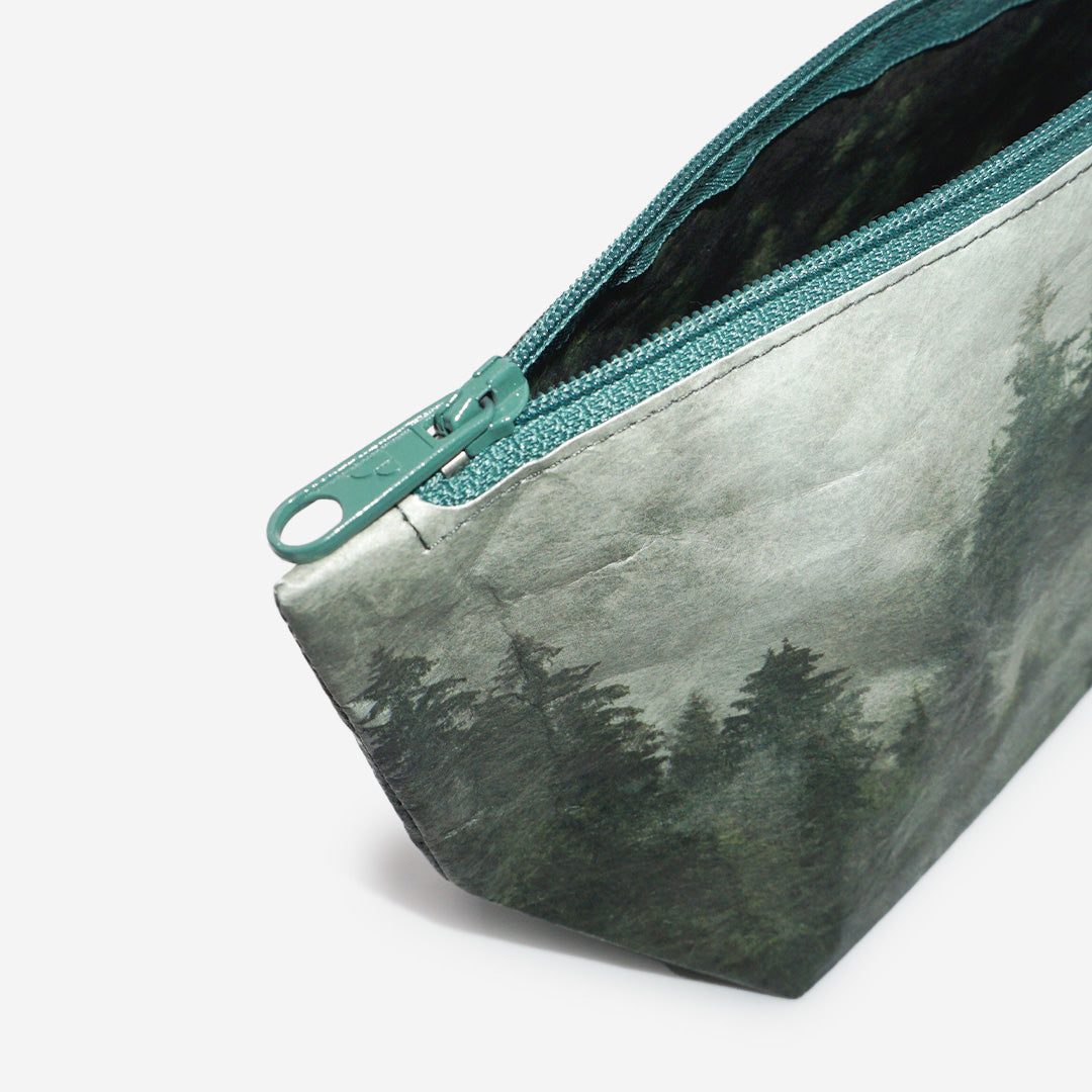 paprcuts-foggy-morning-kosmetiktasche-bestseller-tyvek-justblack-schwarz image 4