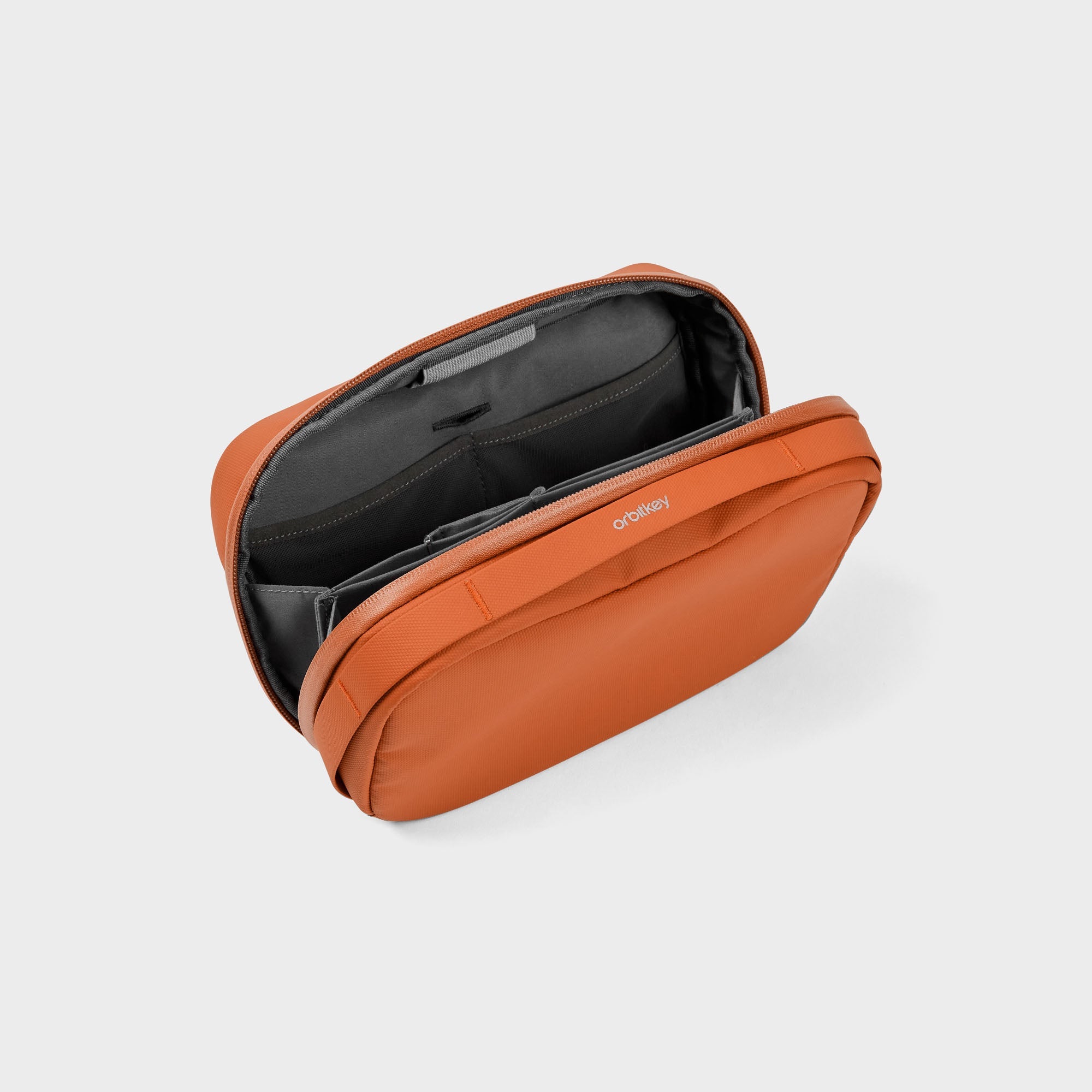 orbitkey-2-in-1-tech-tasche-erweiterbare-organizer-tasche-aus-recycelt-material image 7