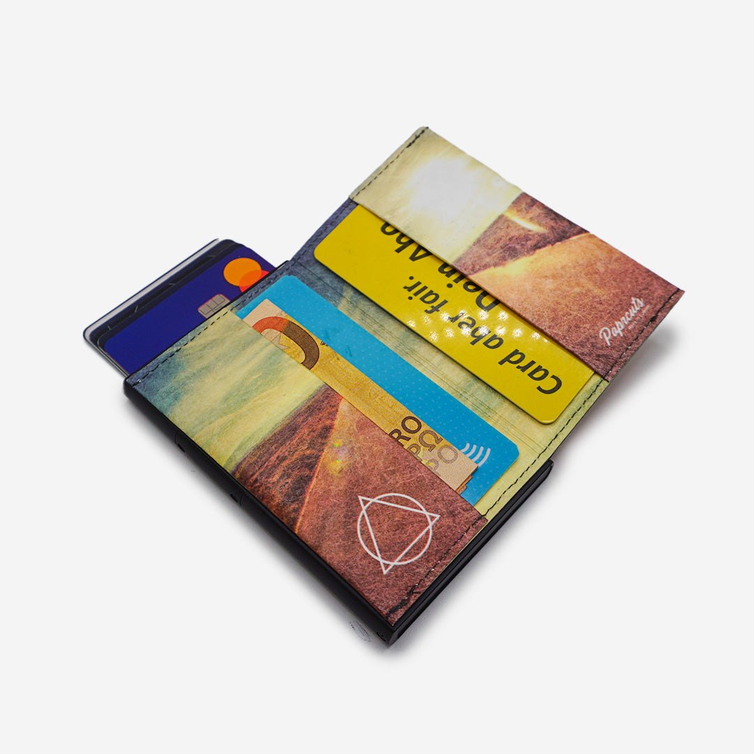paprcuts-wanderlust-rfid-reisepassh-lle-f-r-reise-und-impfpass image 3