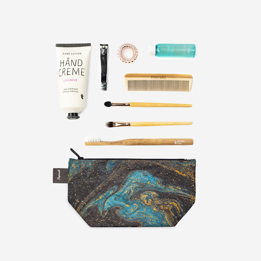 paprcuts-saphire-marble-kosmetiktasche-tyvek-schwarz-blau-gold-marmor image 3