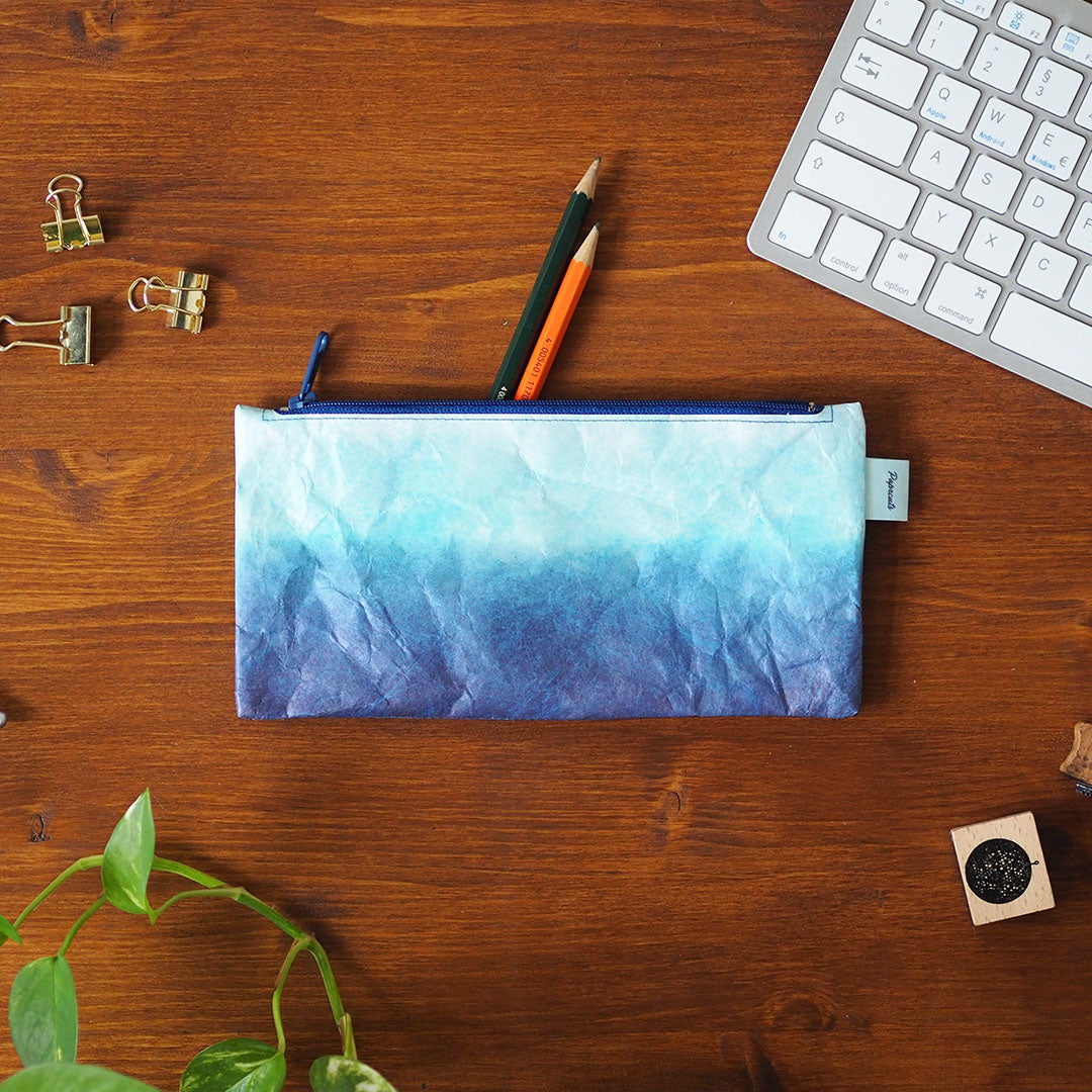 paprcuts-blue-lagoon-federm-ppchen-blaue-tyvek-flachtasche image 2