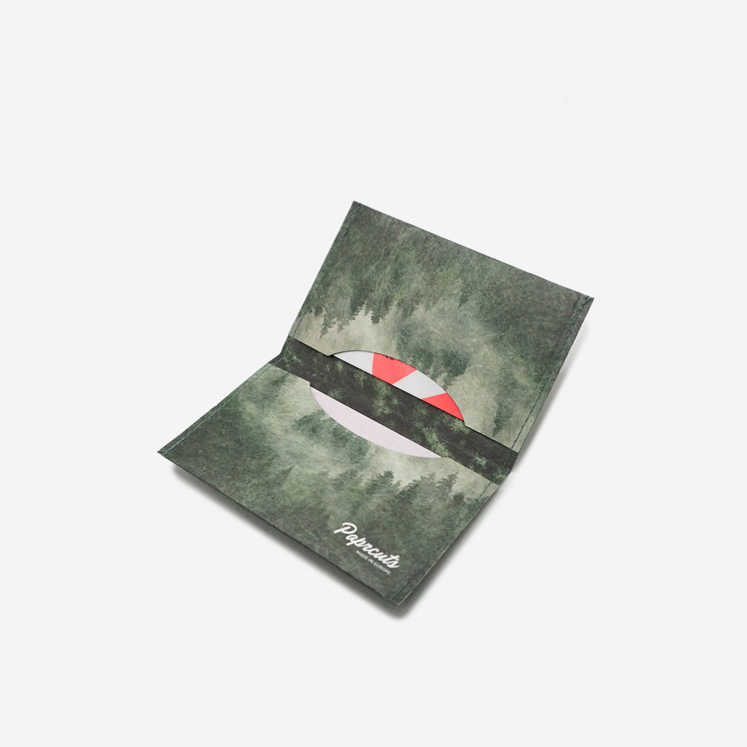 paprcuts-foggy-morning-rfid-kartenetui-gr-n-tyvek-abenteuer-design image 3