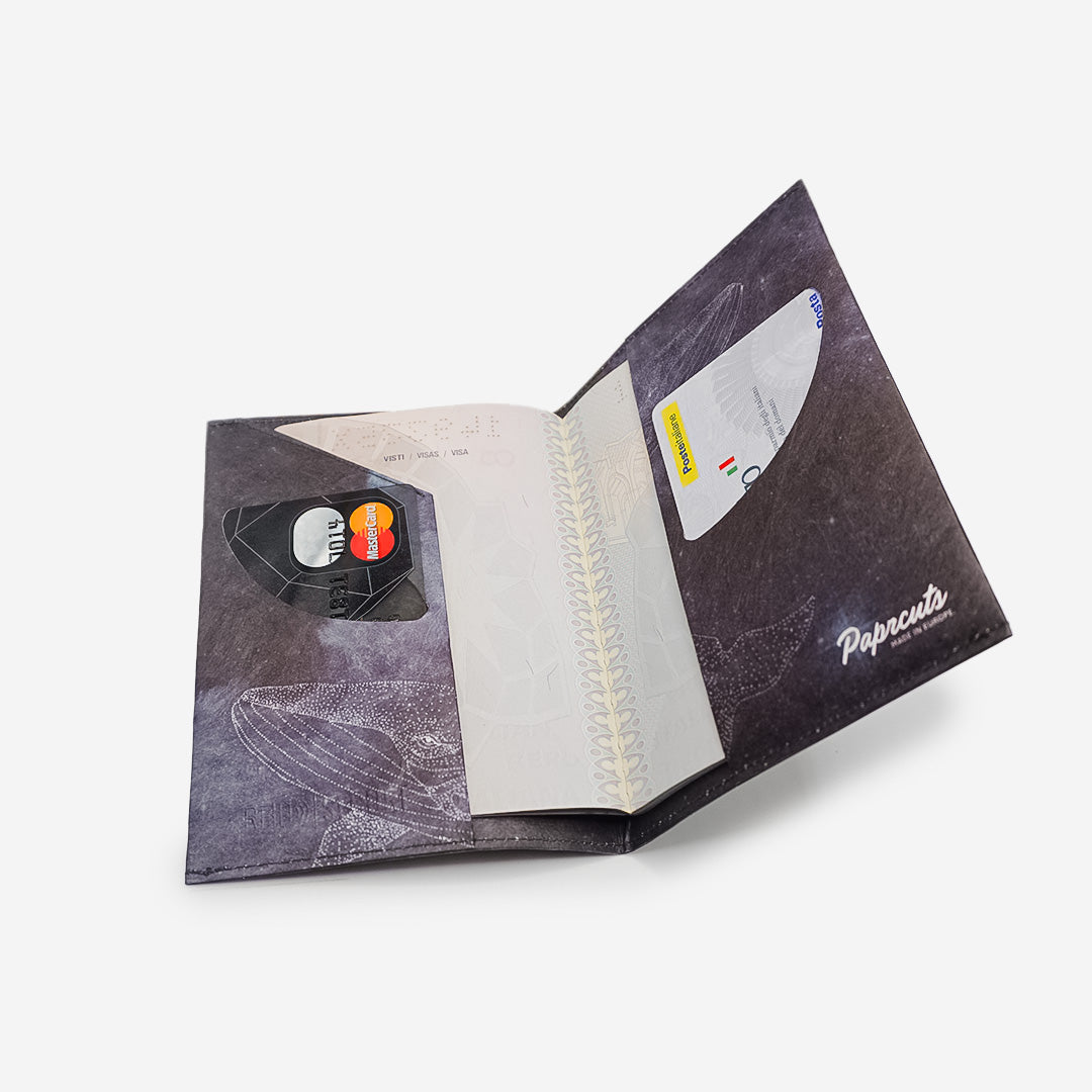 paprcuts-galactic-whale-rfid-reisepasscover-grau-adventure image 4