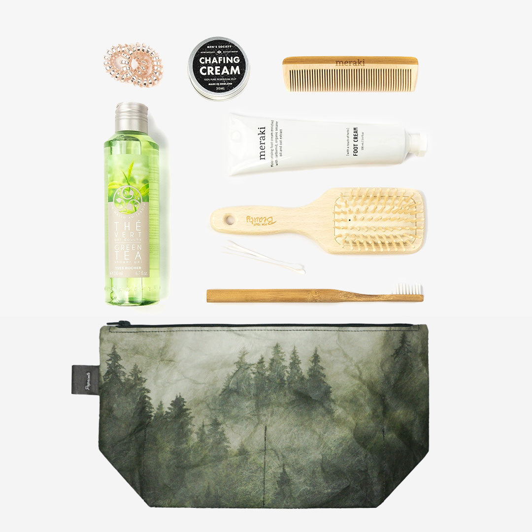 paprcuts-foggy-morning-kulturbeutel-tyvek-washbag-schwarz-baum-motiv image 3