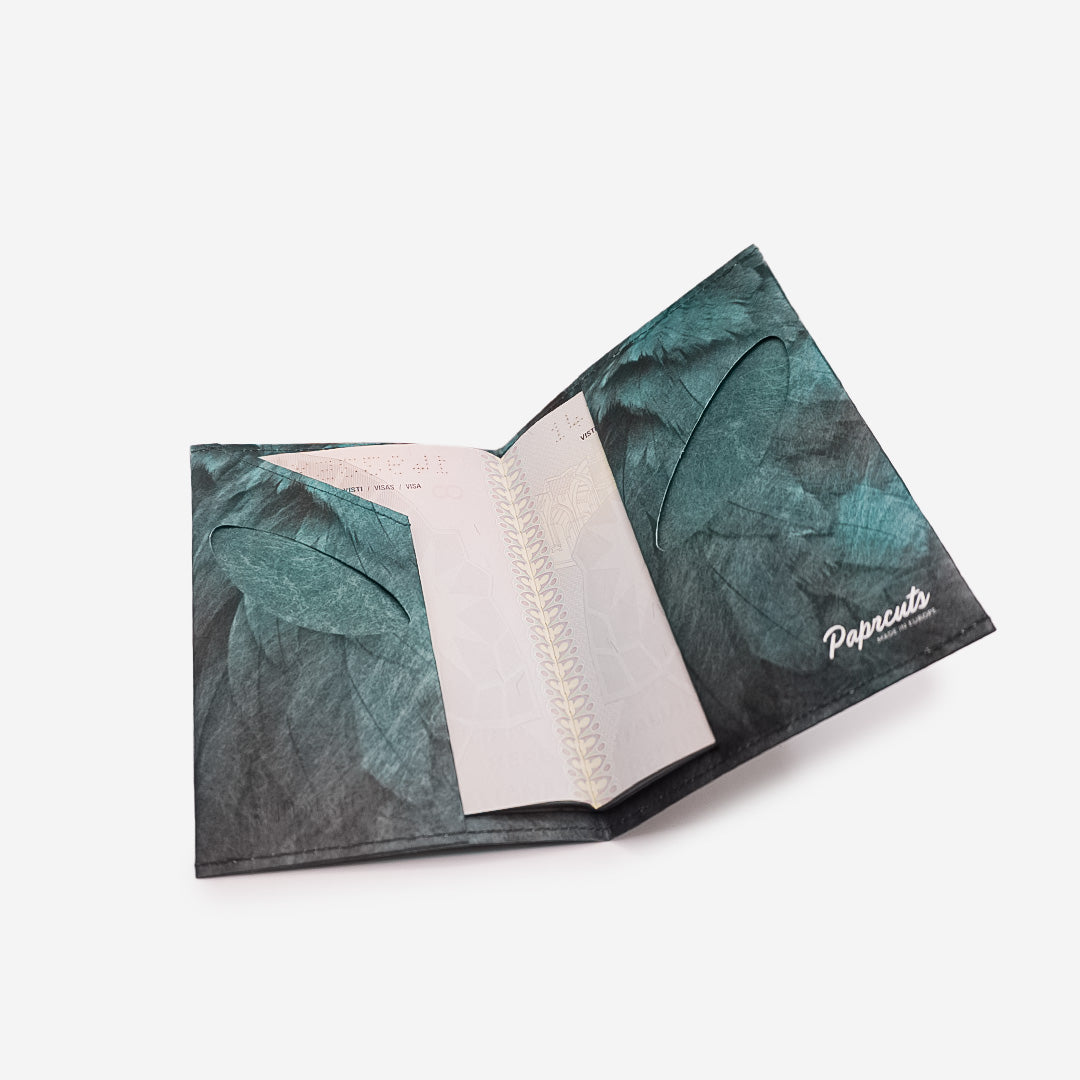 paprcuts-ara-rfid-reisepasscover-schwarz-gr-n-bl-tter image 4