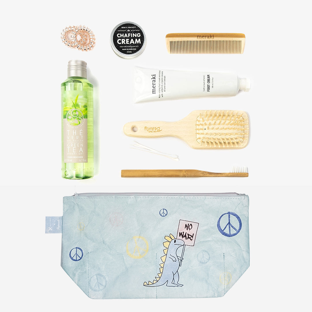paprcuts-no-war-kulturbeutel-kreuzueber-koop-washbag-schwarz-blau image 4
