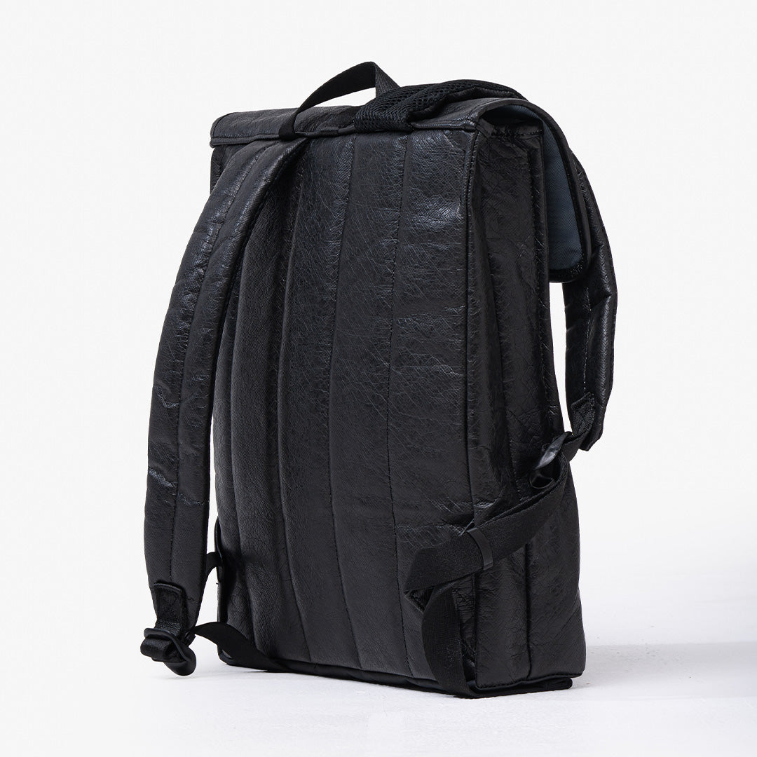 paprcuts-kyoto-backpack-just-black image 6