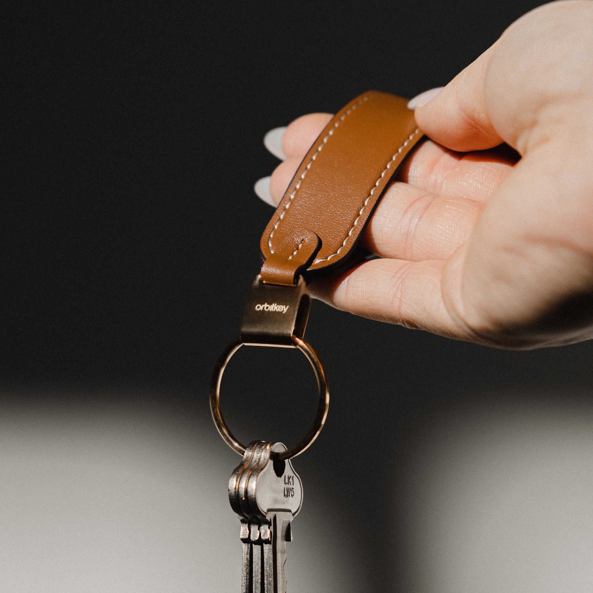 orbitkey-loop-schl-sselanh-nger-leder image 2
