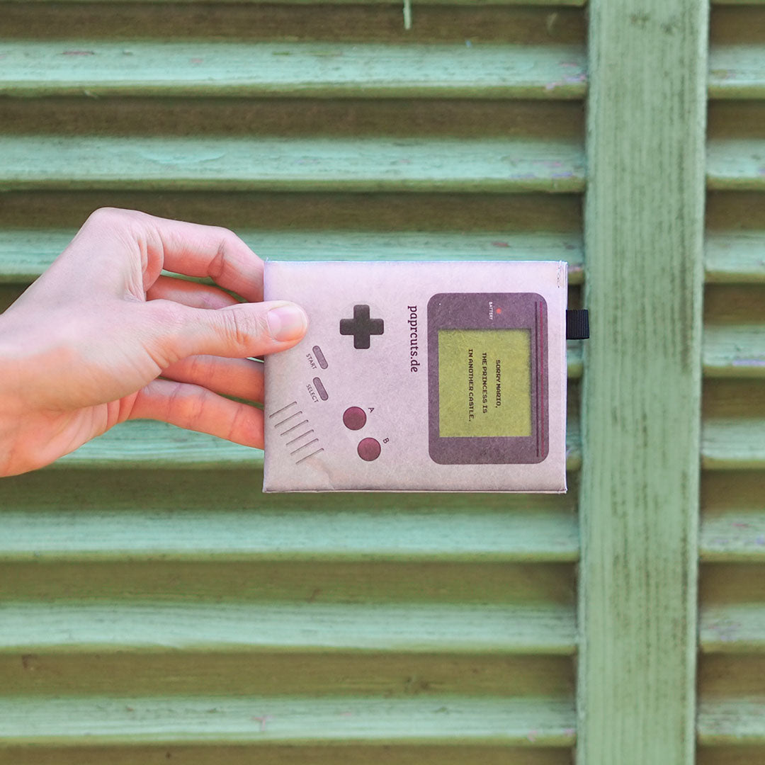 paprcuts-rfid-pro-wallet-2-0-game-boy-kartenetui-grau image 2