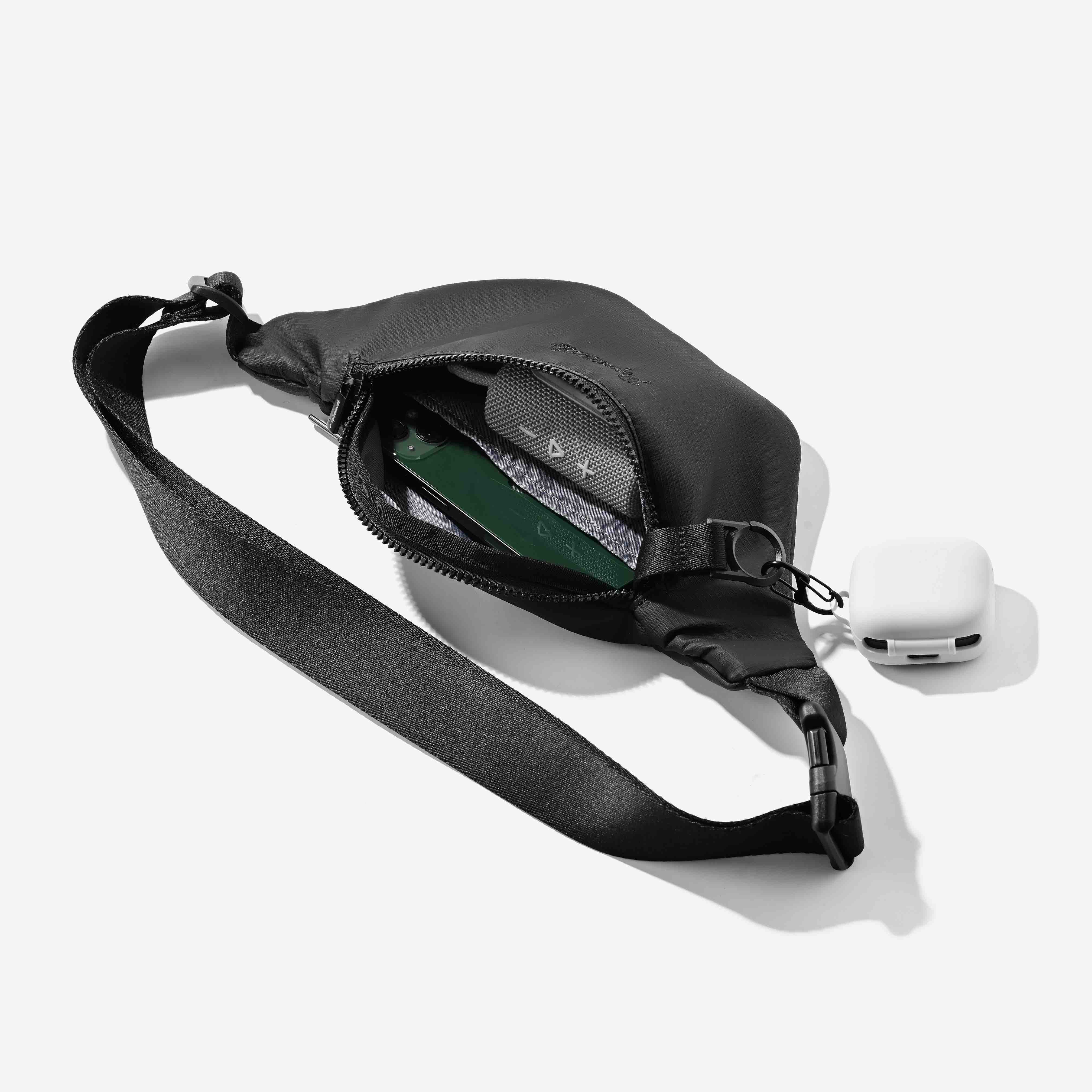 paprcuts-bauchtasche-black-ripstop image 3