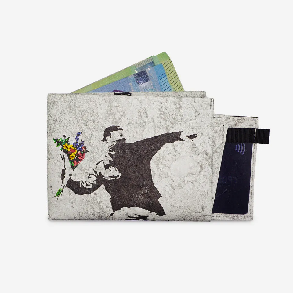 paprcuts-rfid-pro-portemonnaie-2-0-flower-thrower-banksy-design-rfid-schutz-12-k image 1