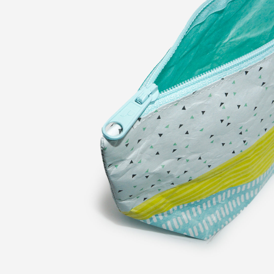 paprcuts-helsinki-kosmetiktasche-tyvek-blau-pink-pastell image 4