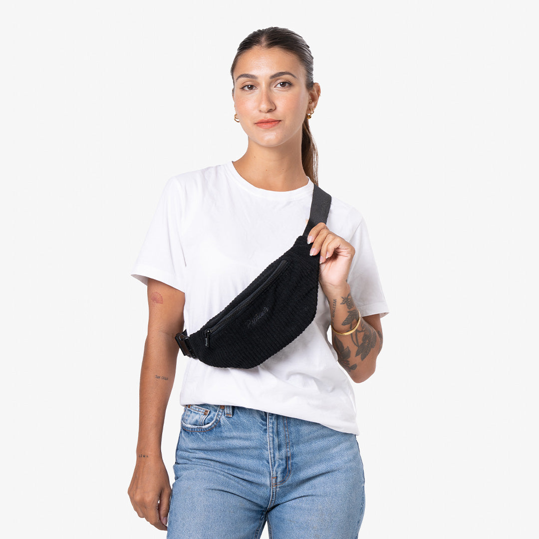 paprcuts-capri-bauchtasche-just-black-aus-cord image 2
