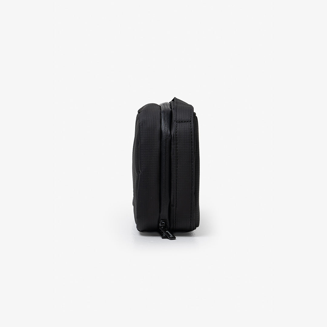 paprcuts-oslo-tasche-black-ripstop-tech-kit-24-x-16-x-8-cm image 3