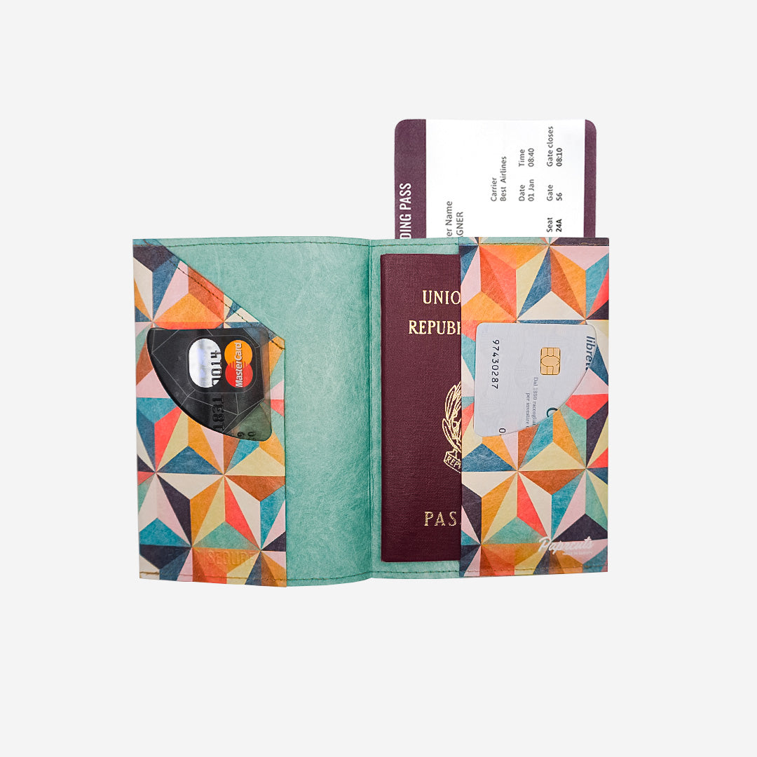 paprcuts-rfid-reisepasscover-abstract-retro-bunt-tyvek-impfpassh-lle-mit-rfid-sc image 3