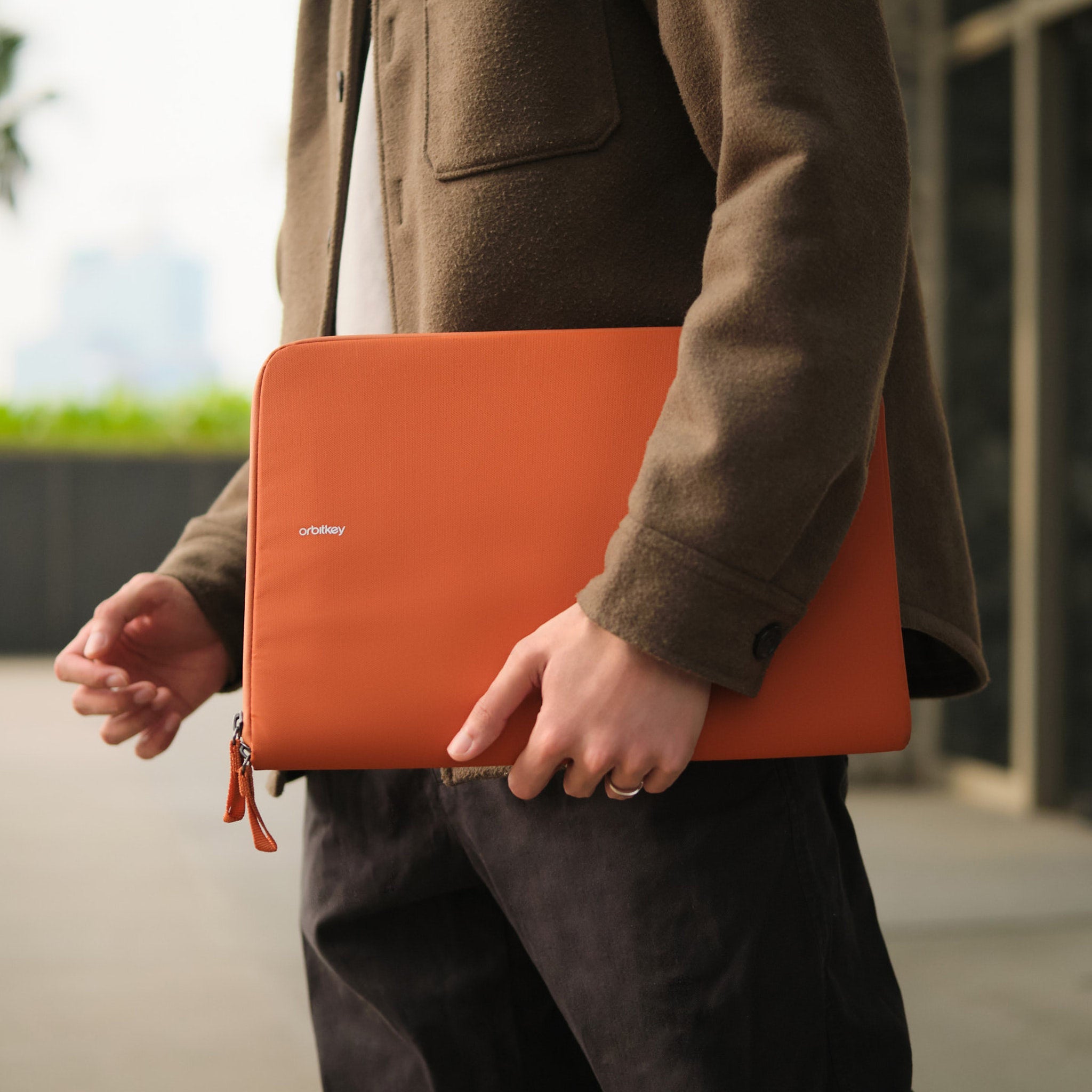 orbitkey-schlanke-laptoph-lle image 8