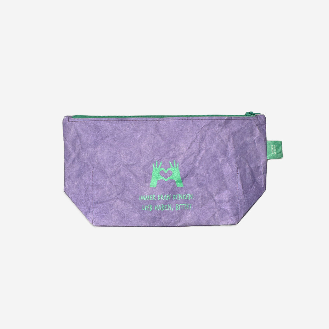 paprcuts-liebe-so-kulturbeutel-tyvek-washbag-lila-gr-n image 4