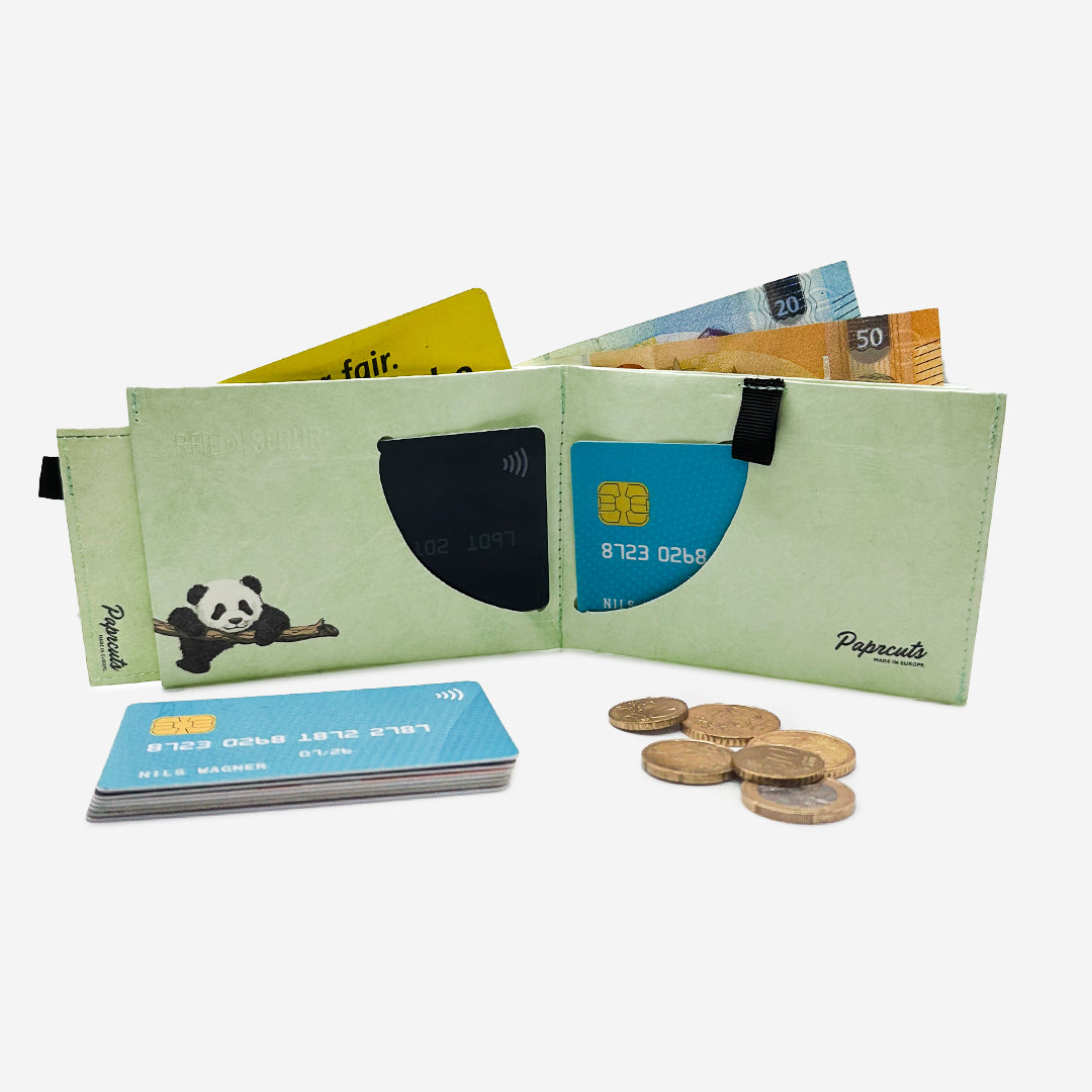 paprcuts-rfid-pro-portemonnaie-2-0-peaceful-panda-12-karten-rfid-geldb-rse-1-cm- image 2