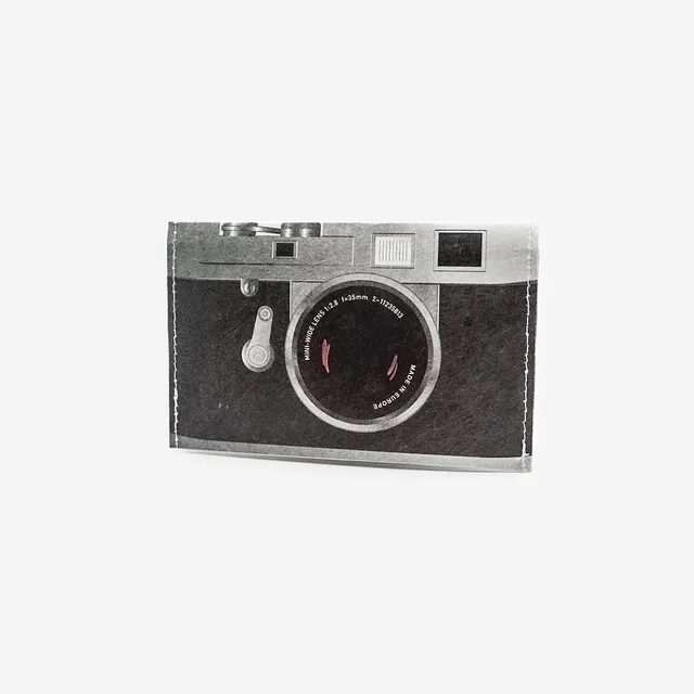 paprcuts-kamera-rfid-kartenhalter-grau-tyvek image 1
