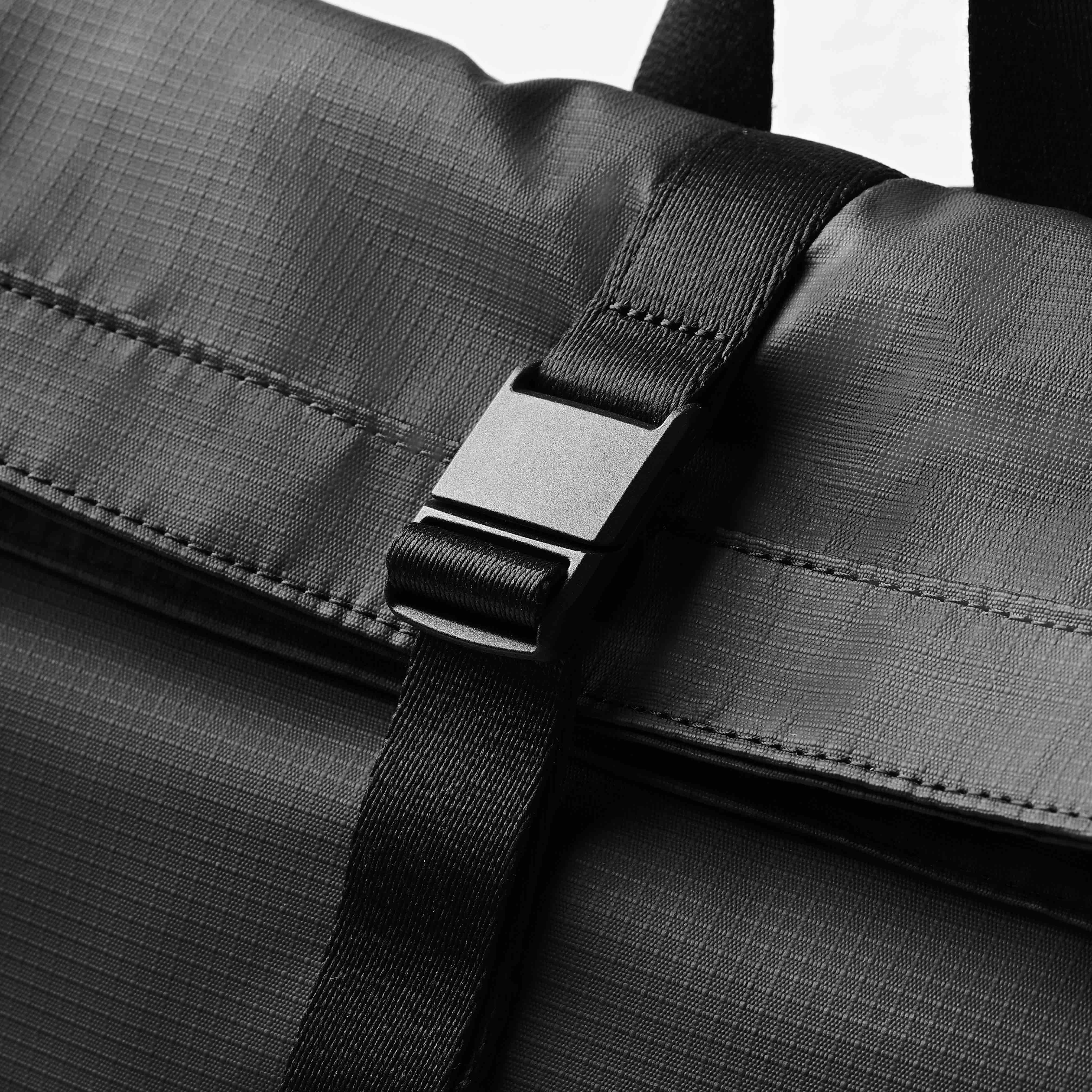 paprcuts-berlin-rucksack-companion-pro-bundle-black-ripstop image 6