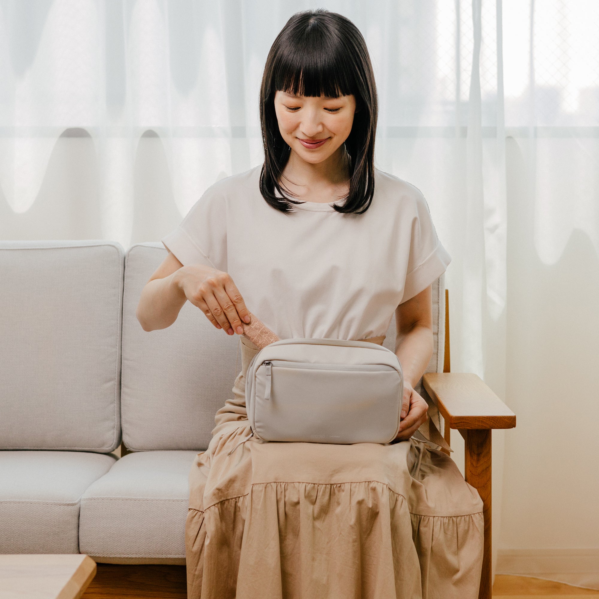 orbitkey-konmari-2-in-1-tech-tasche-tech-pouch-stone image 5
