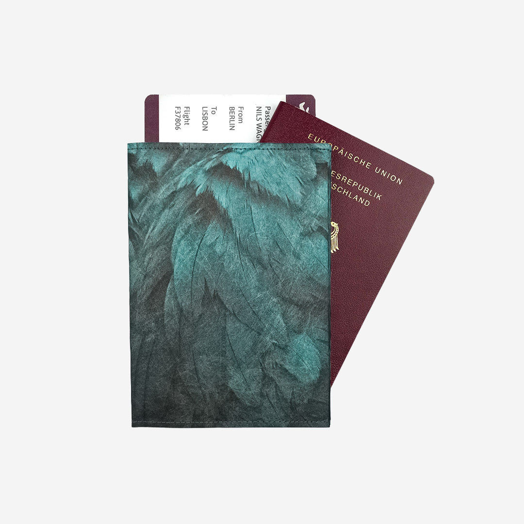 paprcuts-ara-rfid-reisepasscover-schwarz-gr-n-bl-tter image 1