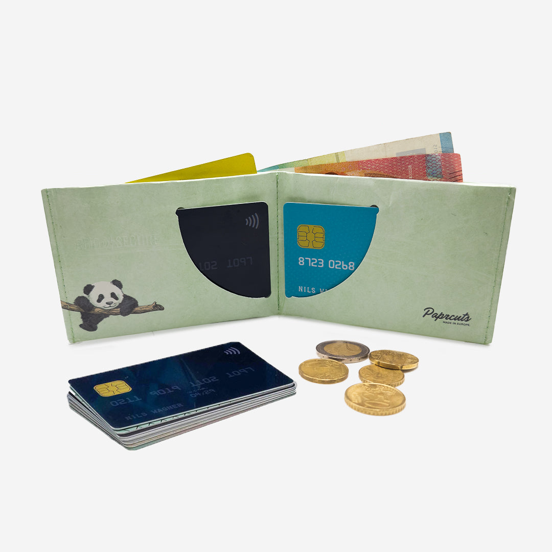 paprcuts-peaceful-panda-rfid-wallet-kartenetui-gr-n image 2