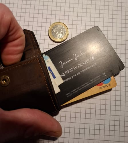 Auch für Reisepass-Hülle genutzt