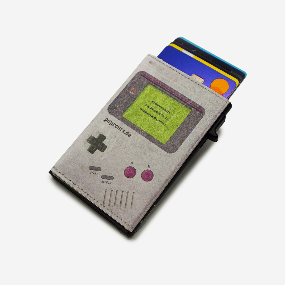 paprcuts-game-boy-rfid-alu-kartenetui-grau image 6