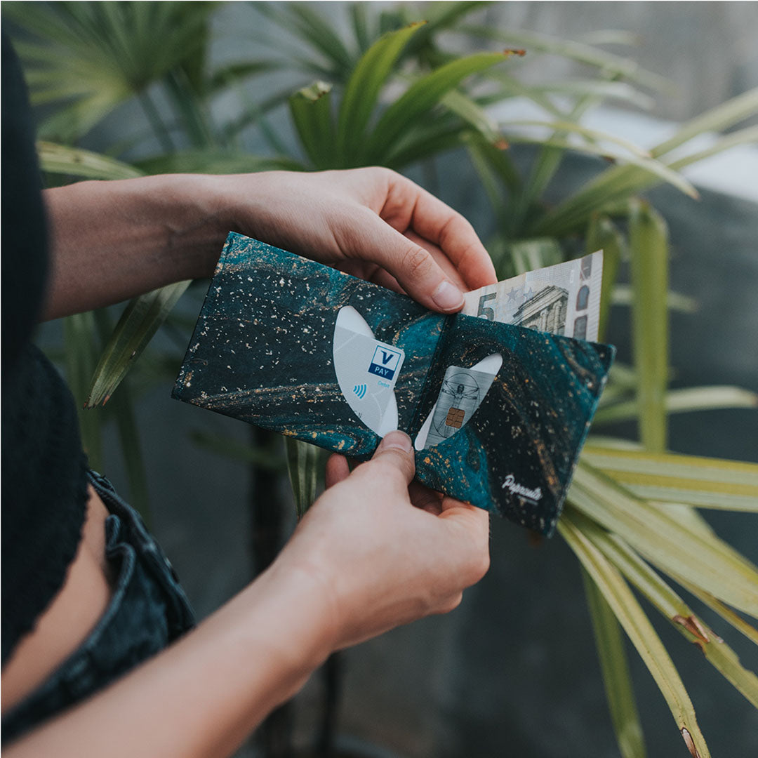 paprcuts-rfid-wallet-saphire-marble-kartenetui image 5