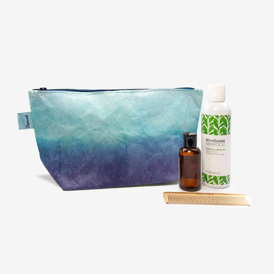 paprcuts-blue-lagoon-kulturbeutel-tyvek-washbag-blau-beige-neu image 1