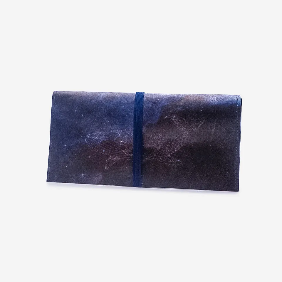 paprcuts-tabakbeutel-galactic-whale-ultraleichter-drehtabak-beutel-aus-tyvek-10- image 1