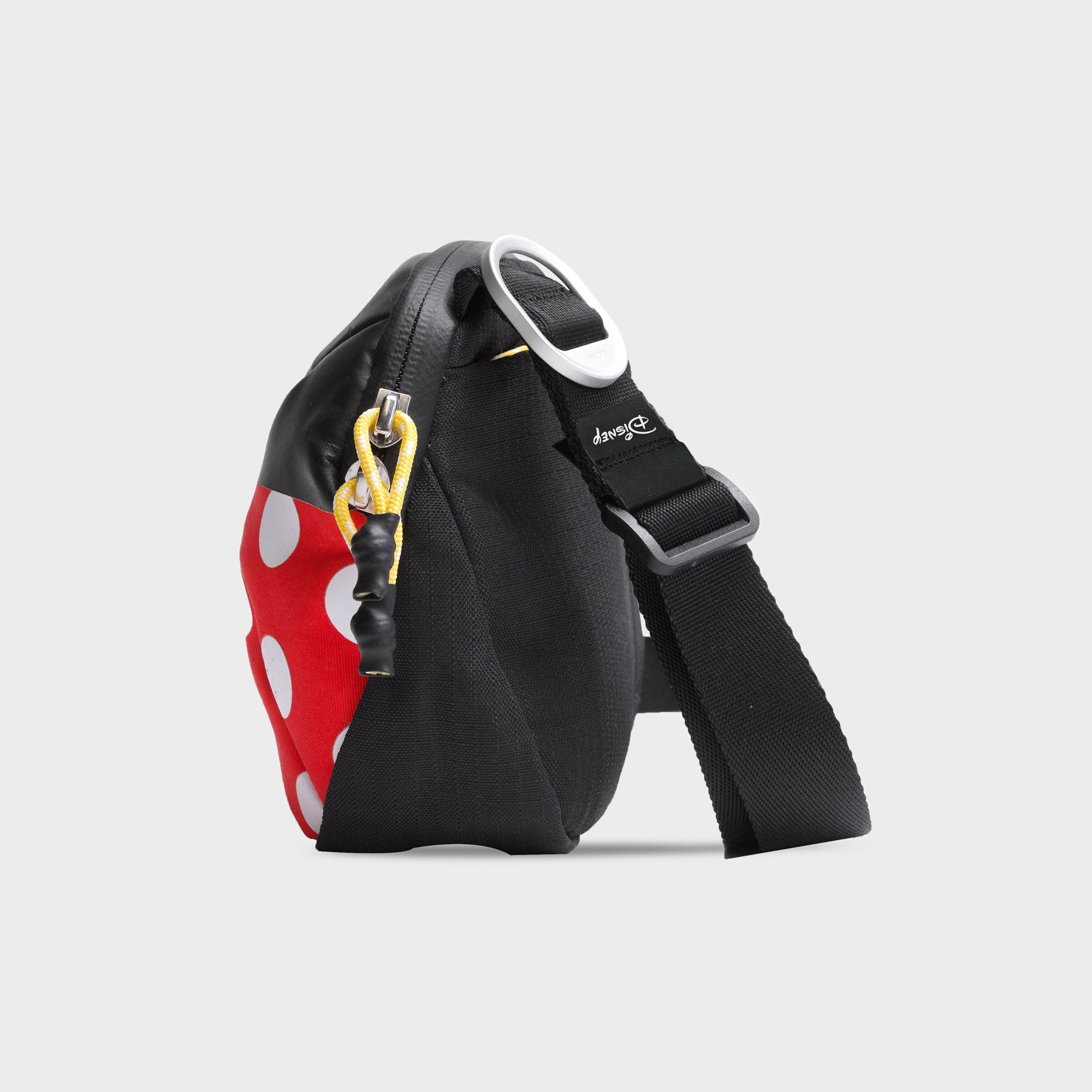 disney-x-orbitkey-sling-mini-2l-urban-sling-alien-design image 5